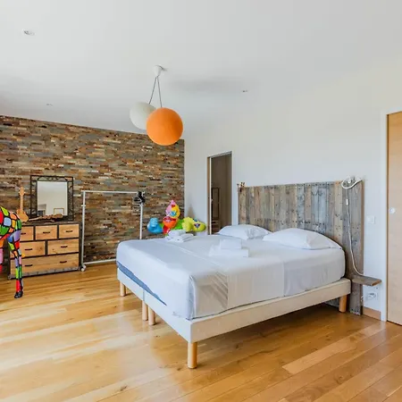 Bellet - De Charme, 4 Chambres, Plancha & Piscine Διαμέρισμα *