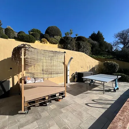 Appartement Avec Piscine Sur Les Collines De Bellet
